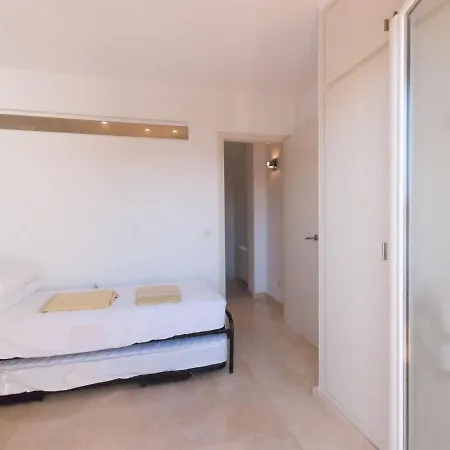 Belvilla By Oyo Sant Marti * L'Escala